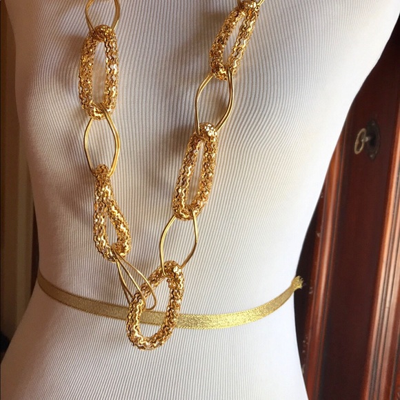 Chunky Gold Statement Chain Necklace - Picture 3 of 5